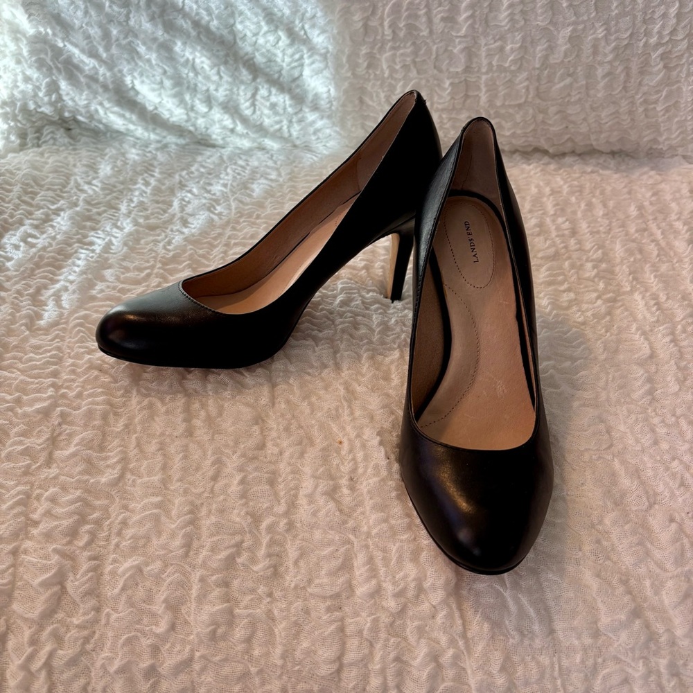 Land’s End classic black heels! - Picture 1 of 7